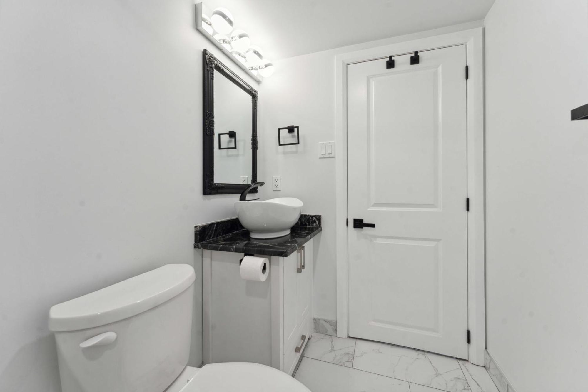 Modern 3Br Suites Ottawa Buitenkant foto